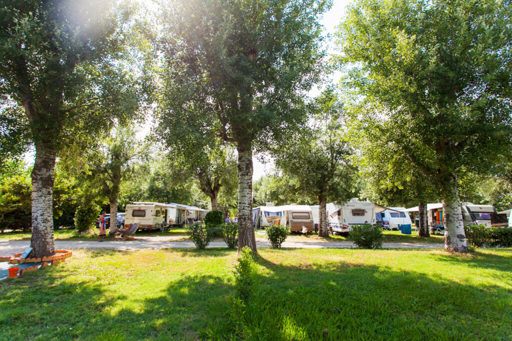 AKTI RETZIKA CAMPING